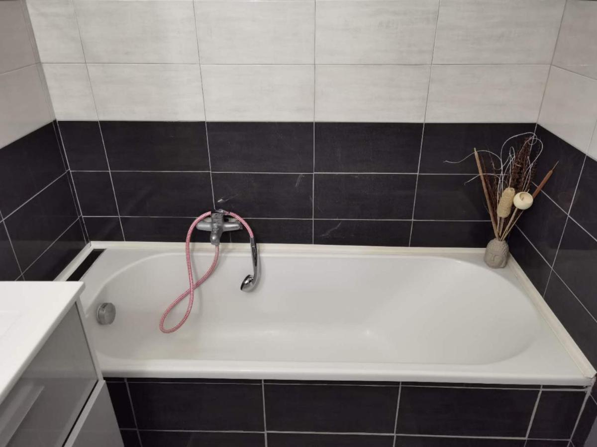 Antibes Home 2P 50M2 With Ac & Free Parking & 2 Balconies Bagian luar foto